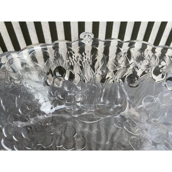 Fruit Basket Glass Bowl Serving - Picture 4 of 9